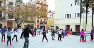 Ontinyent ice rink opens with criticism of the PP